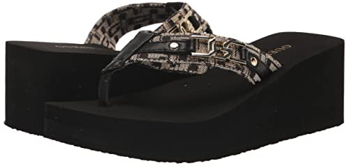 GUESS Women's Ediva Wedge Sandal, Black 001, 8